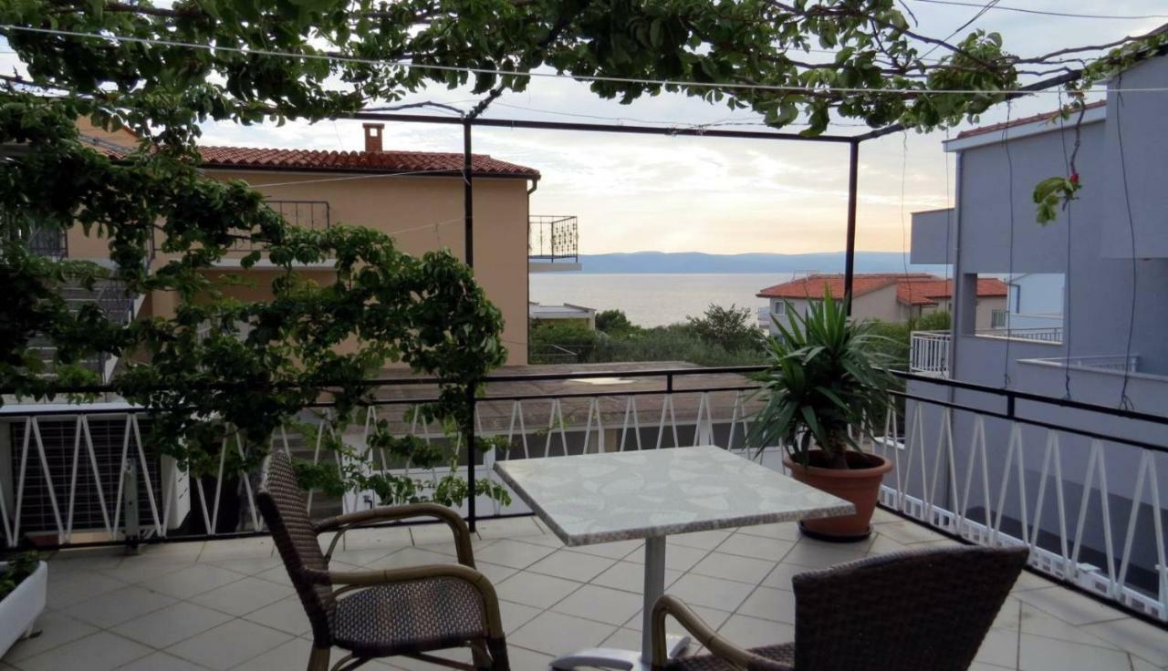 Apartments Corluka Baska Voda Luaran gambar